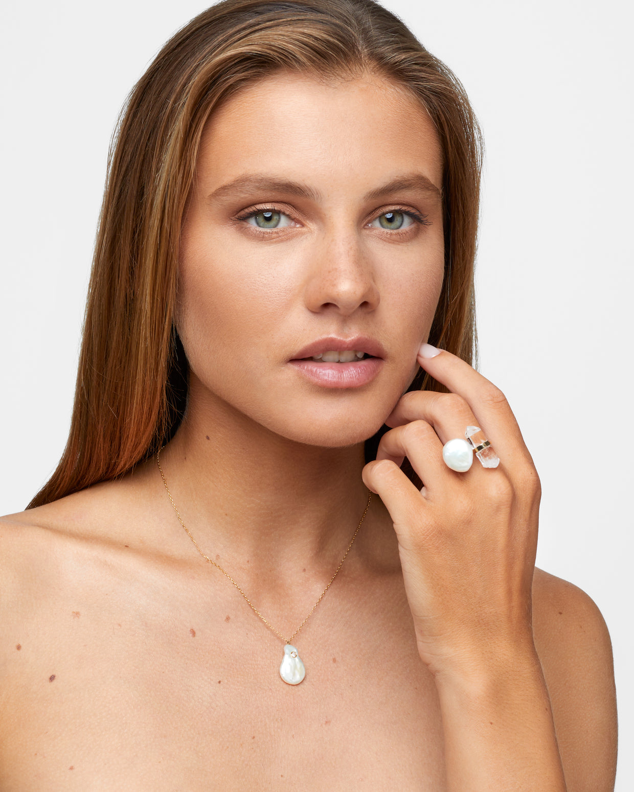 Ocean Diamond Bezel Pearl Necklace